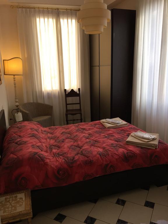Appartamento Piazza San Marco فلورنس الغرفة الصورة